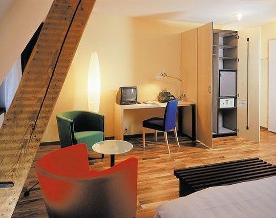 Royal Hotel - Urban Living Базель Экстерьер фото